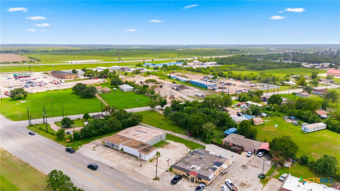 main property photo 41