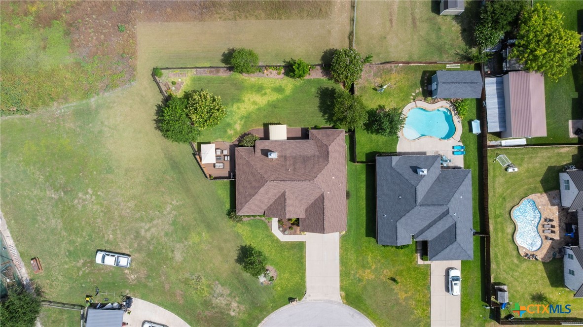 main property photo 43