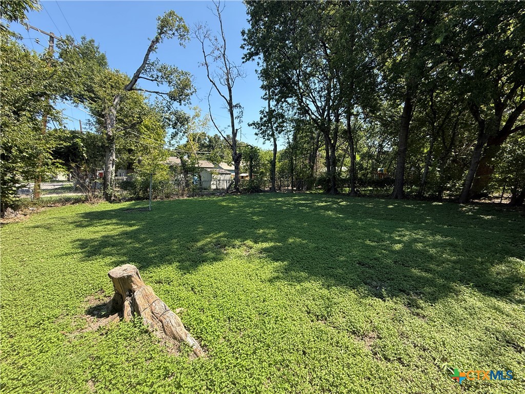 main property photo 24