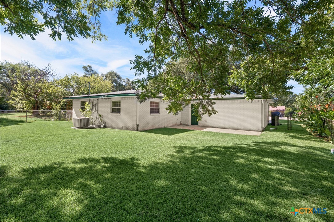 main property photo 33