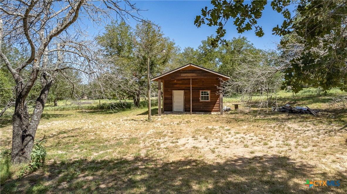 main property photo 7