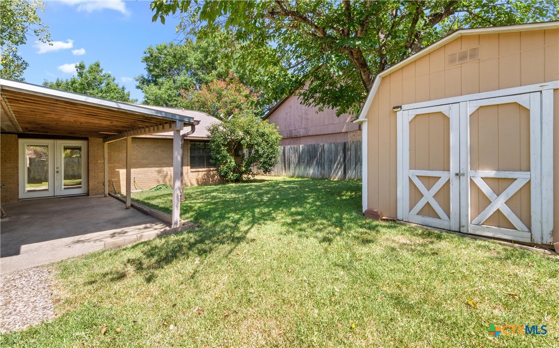 main property photo 30