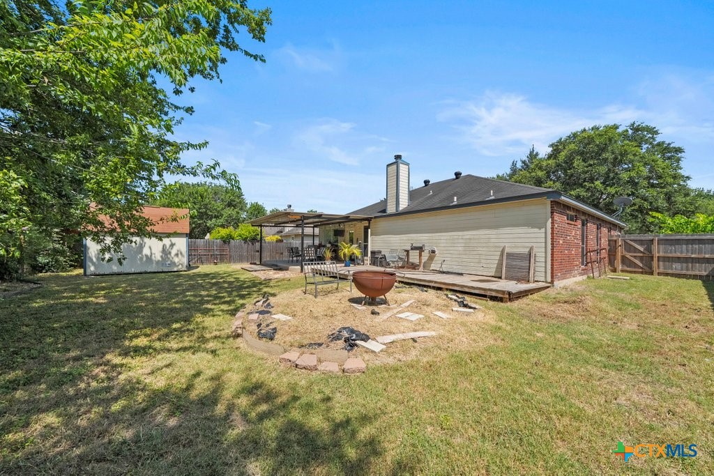 main property photo 16