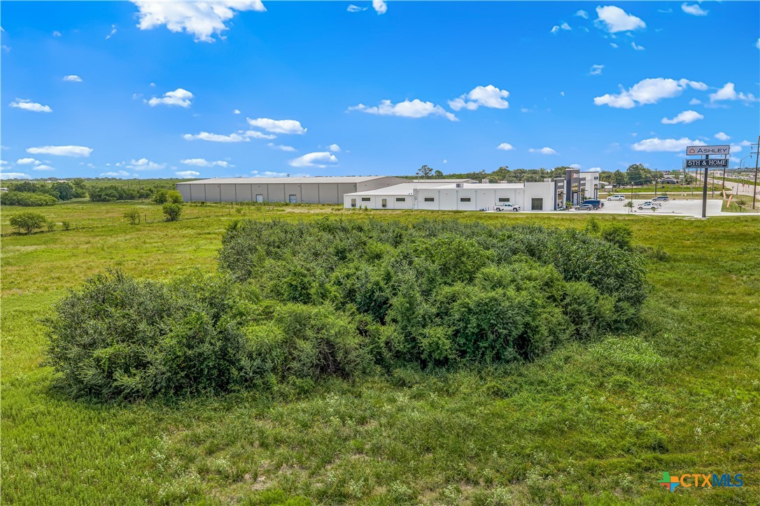 main property photo 22