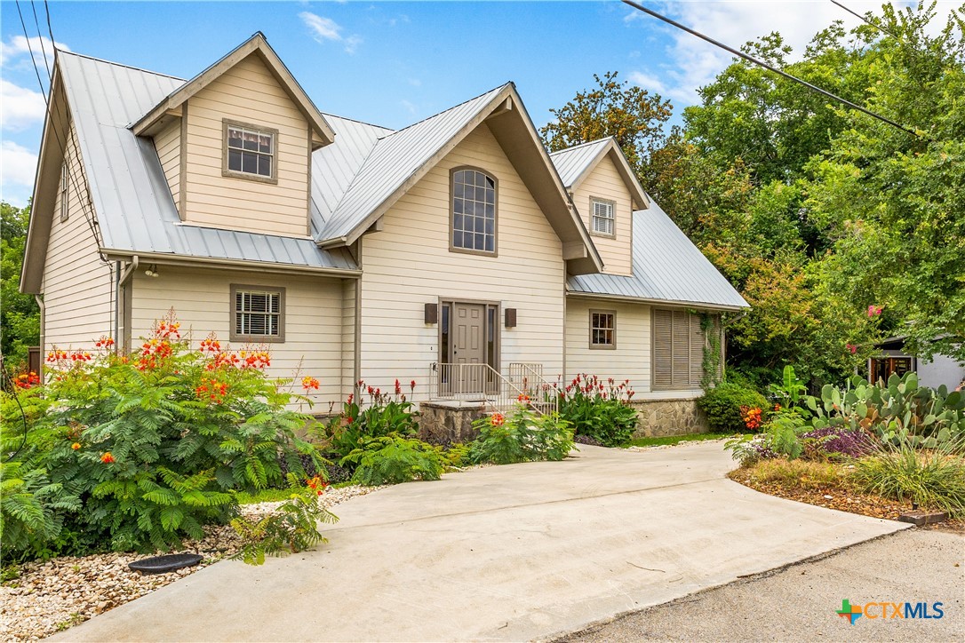 main property photo 1