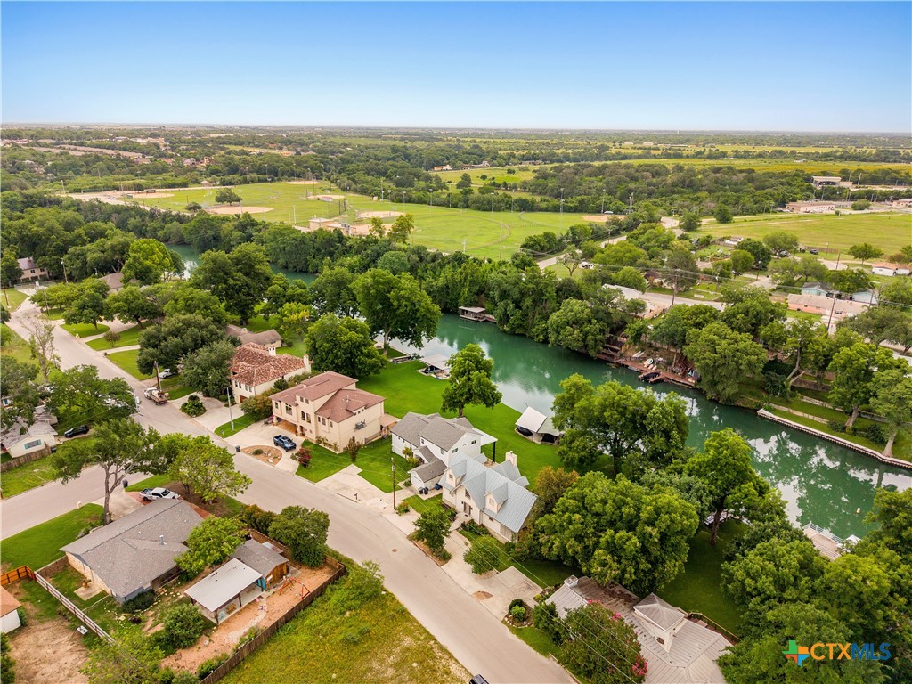 main property photo 38