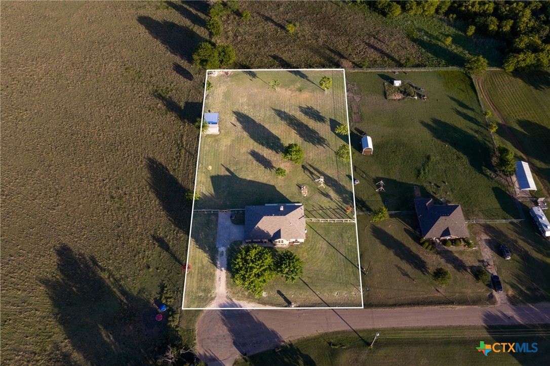 main property photo 3