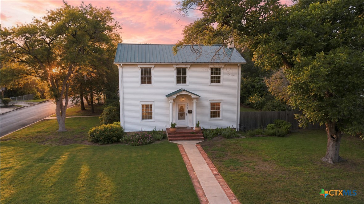 main property photo 40