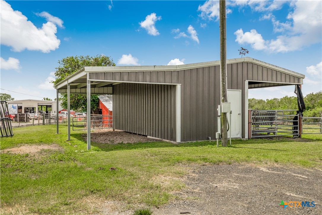 main property photo 23