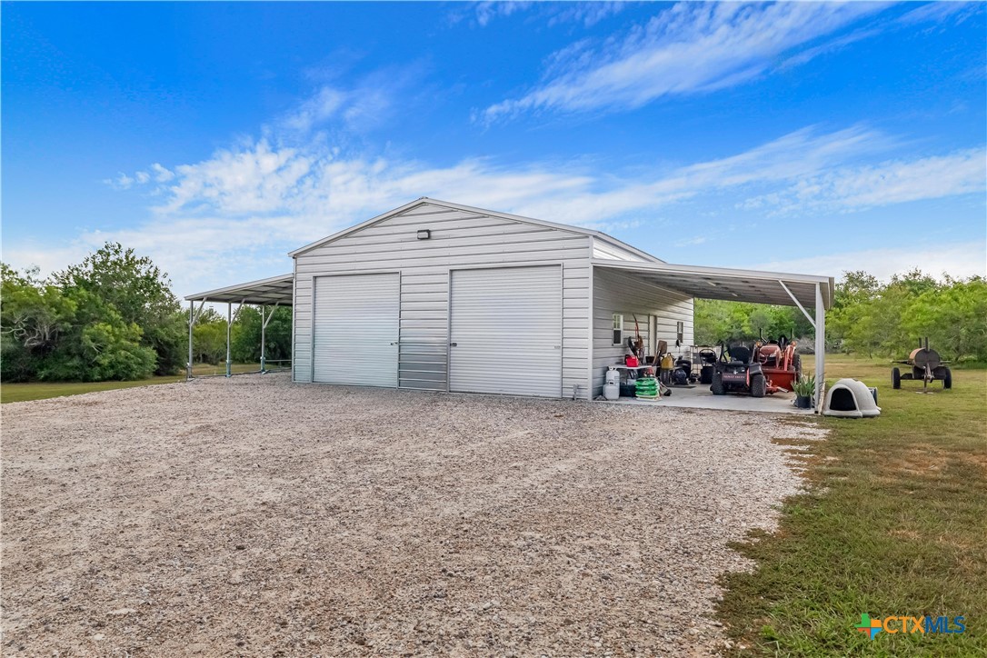 main property photo 34