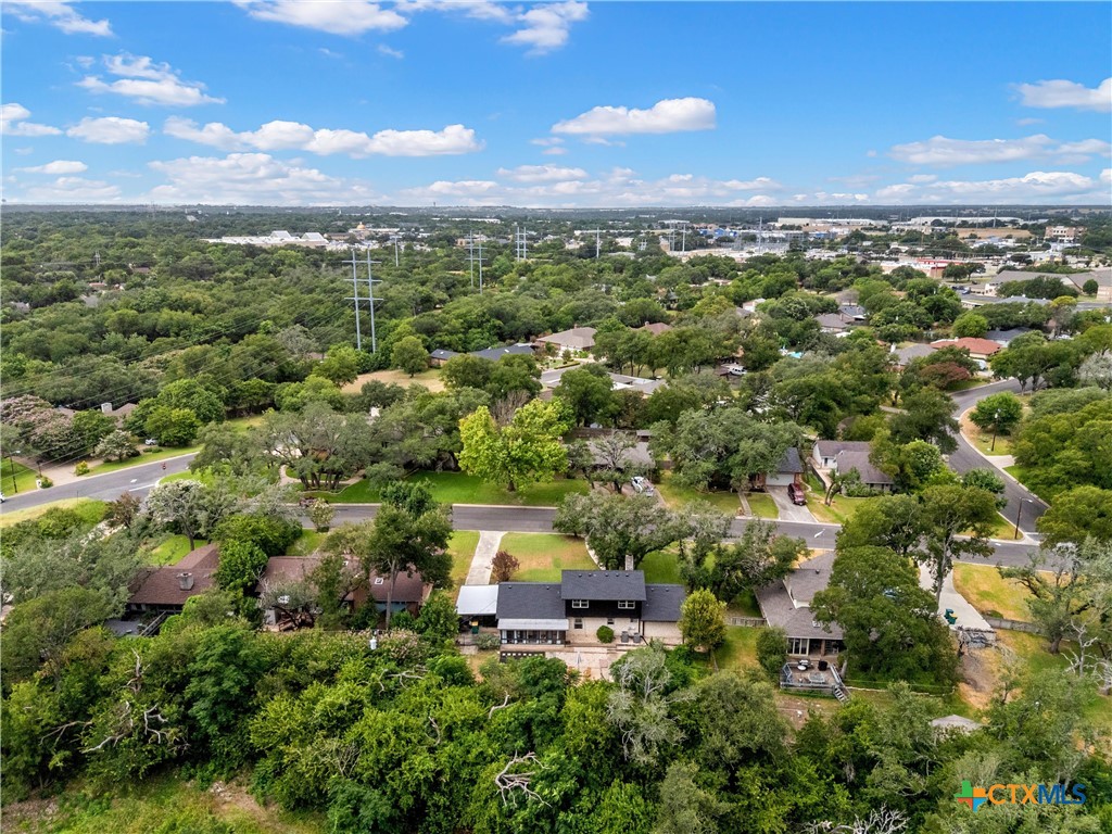 main property photo 37