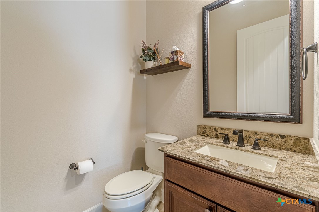 main property photo 12