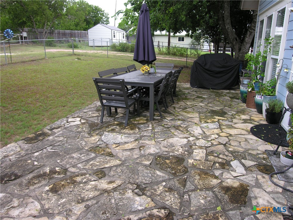 main property photo 32