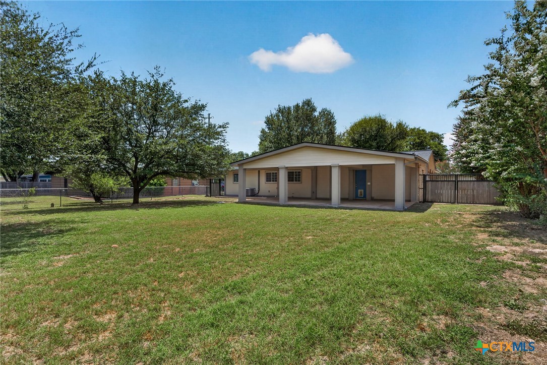 main property photo 14