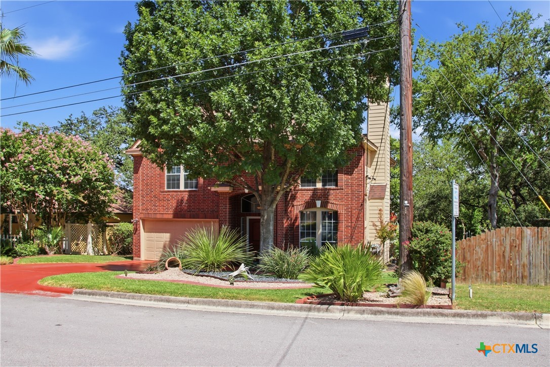 main property photo 6