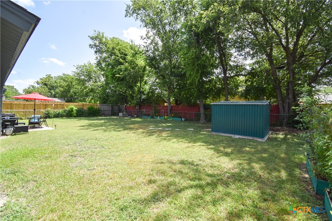 main property photo 38