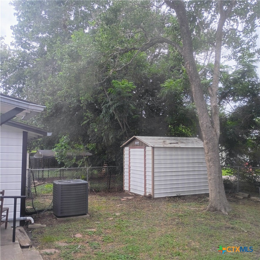main property photo 23