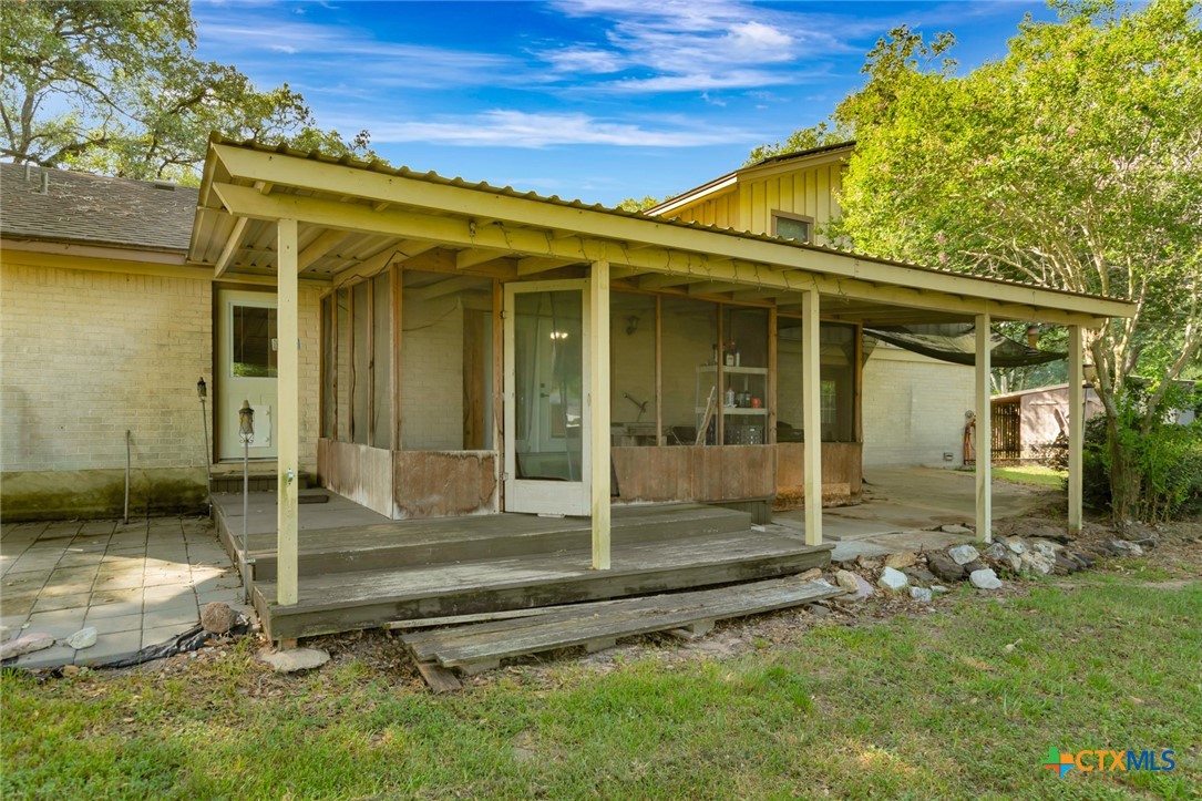 main property photo 39