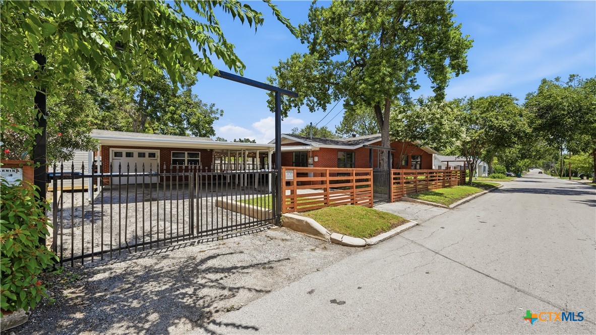 main property photo 43