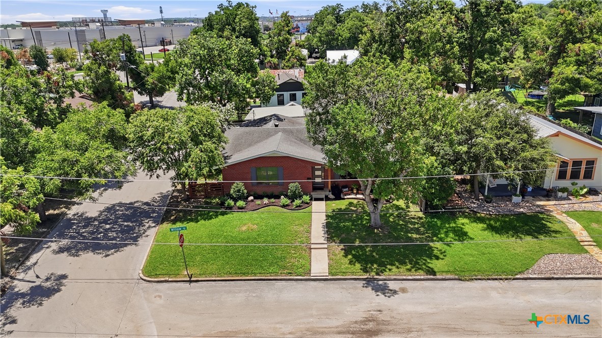 main property photo 46