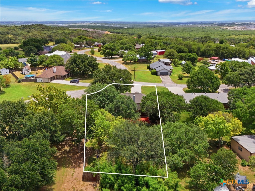 main property photo 31