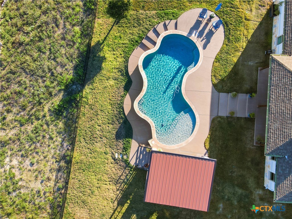 main property photo 44