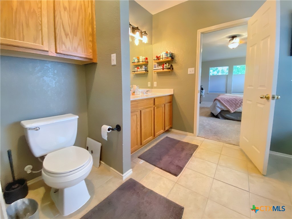 main property photo 17