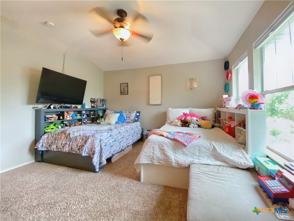main property photo 18