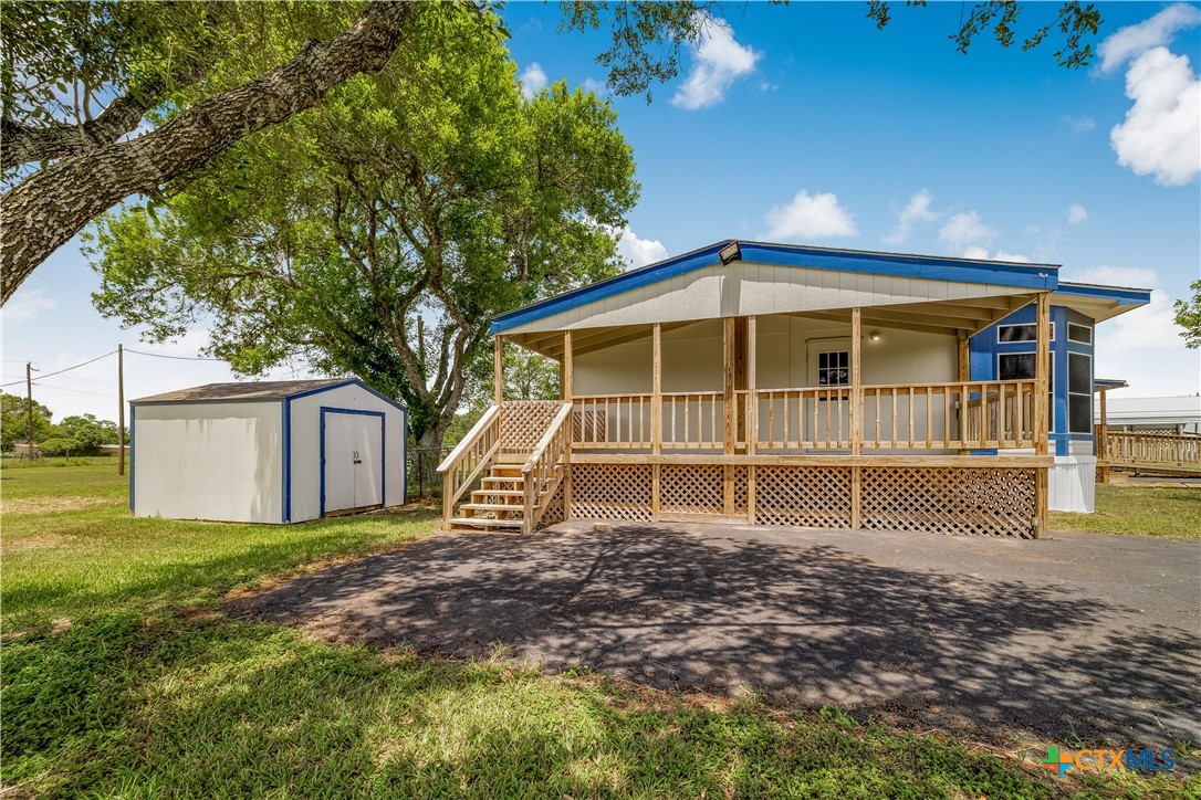 main property photo 11