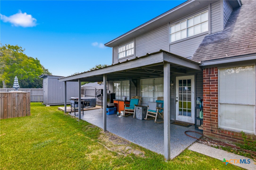 main property photo 28
