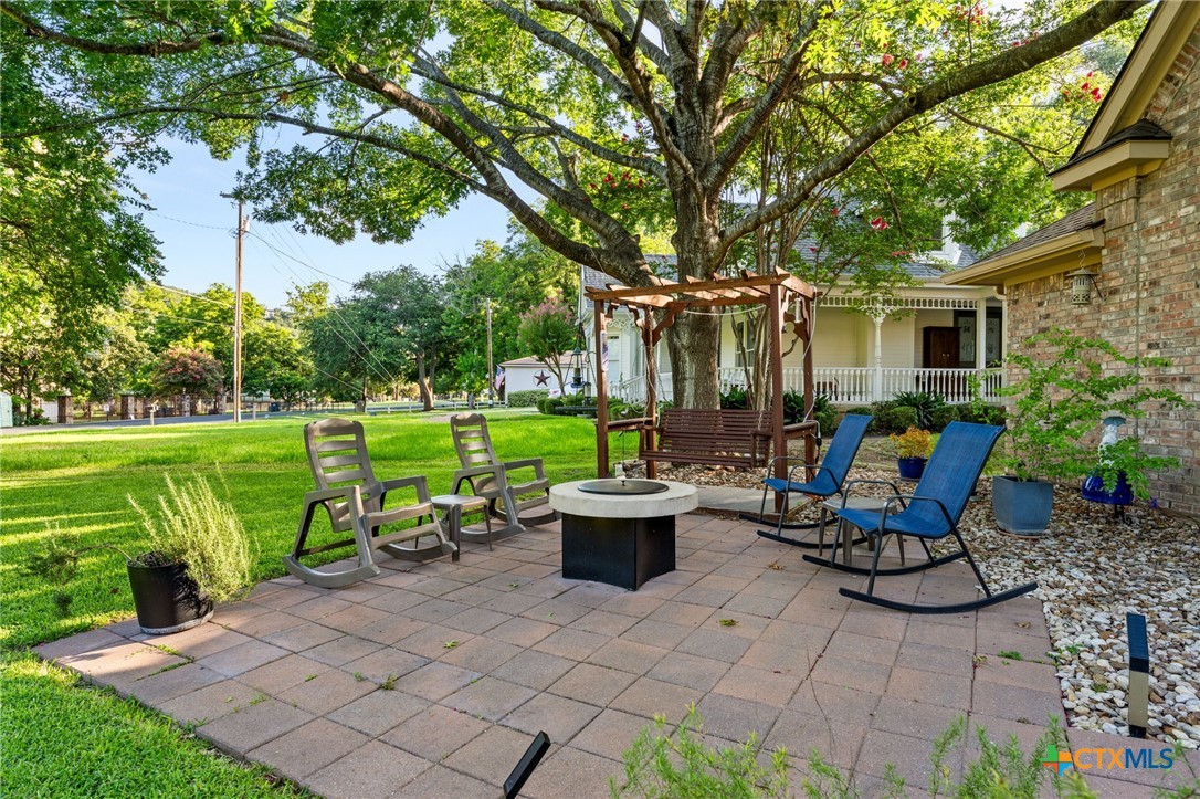 main property photo 31