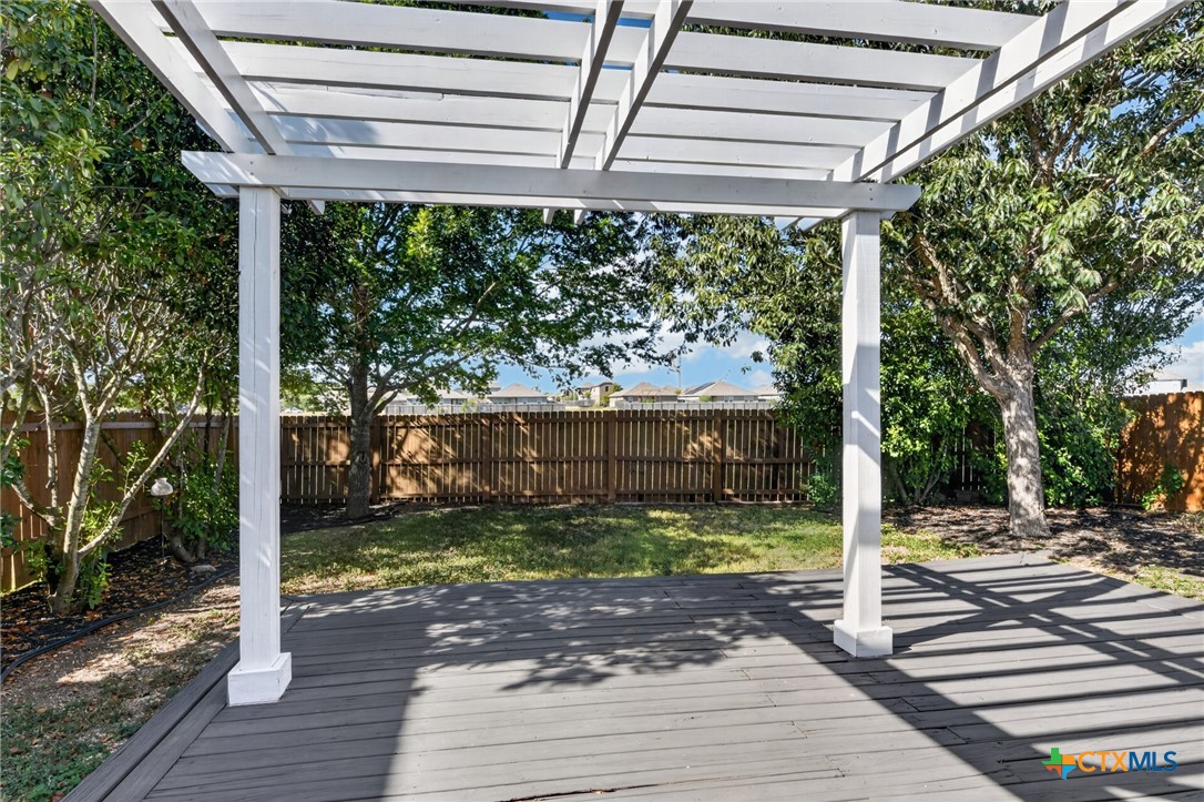 main property photo 23