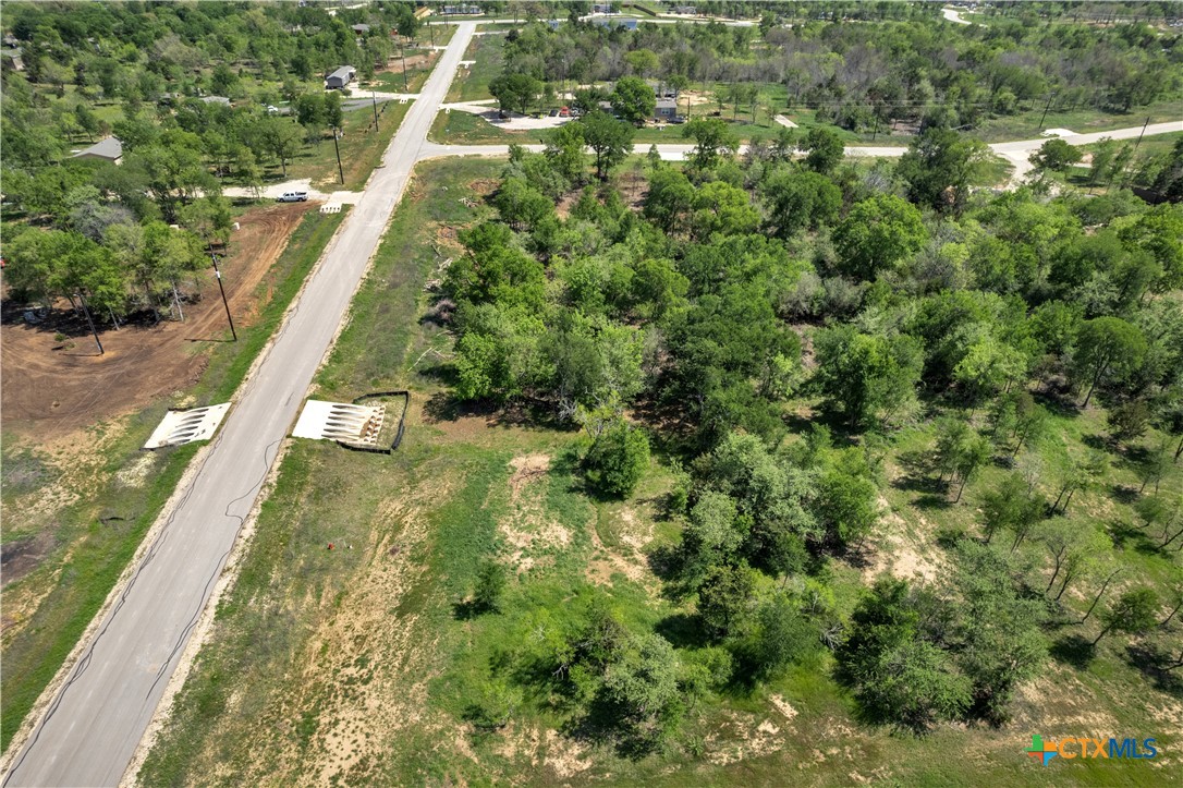 main property photo 11