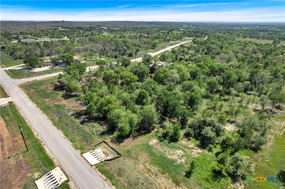 main property photo 12