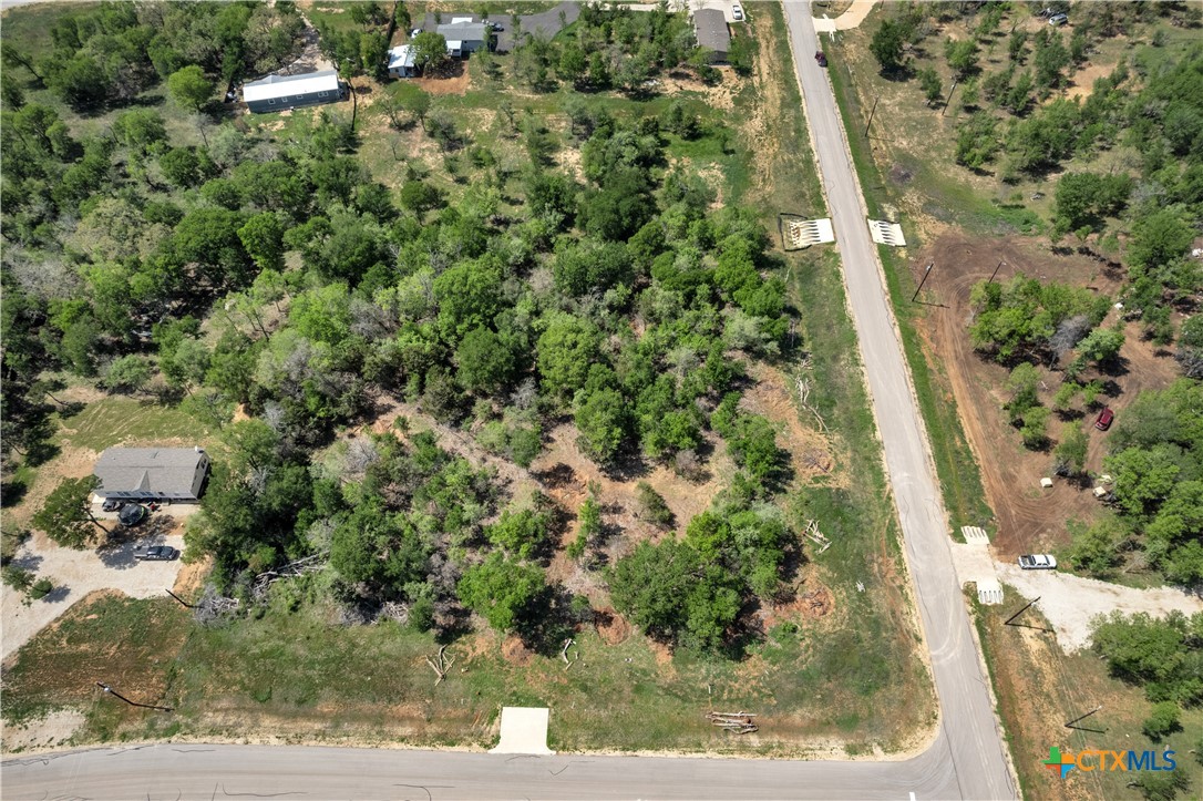 main property photo 29