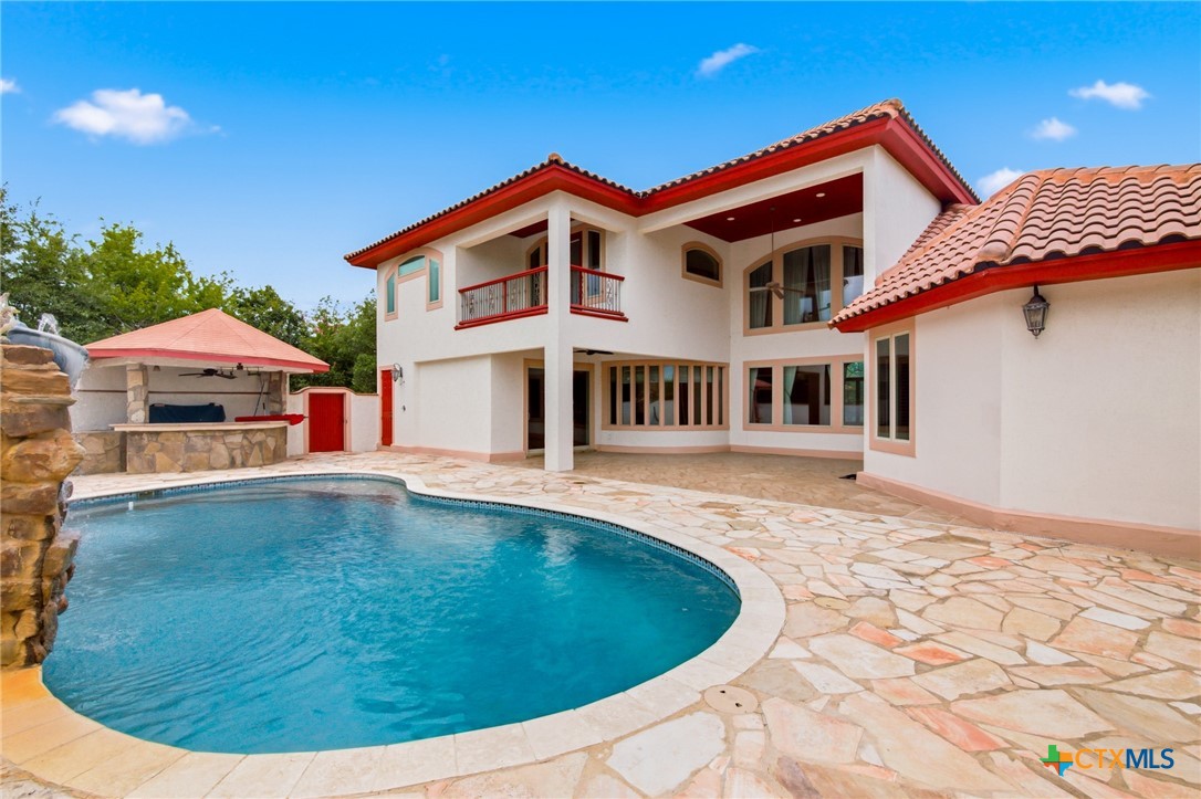 main property photo 43