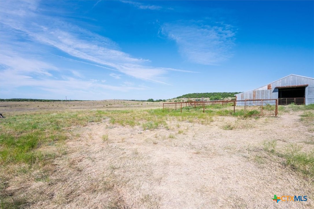 main property photo 16