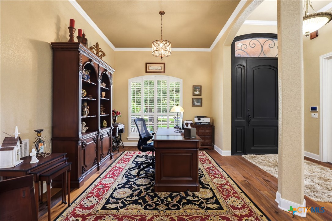 main property photo 5