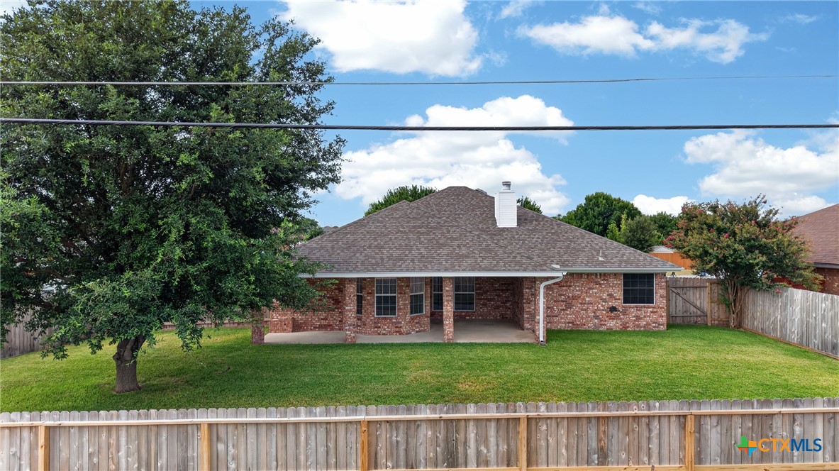 main property photo 37