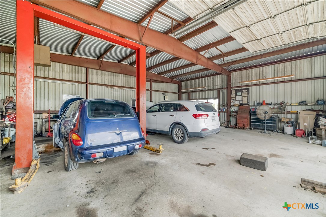 main property photo 10