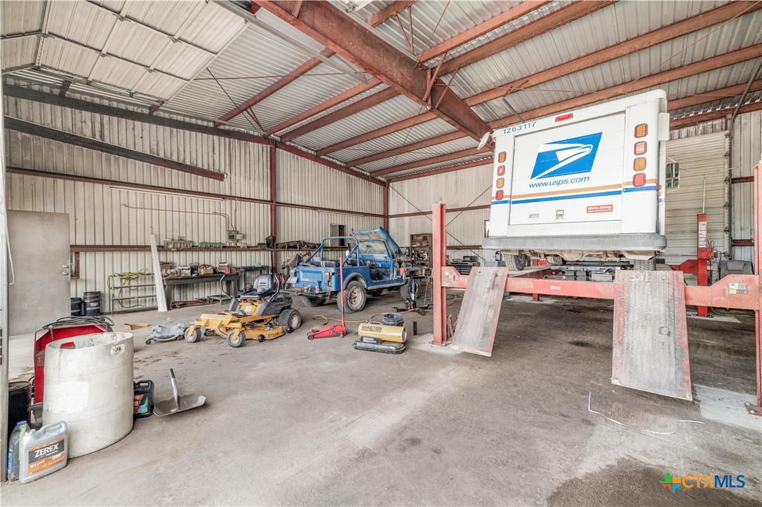 main property photo 12