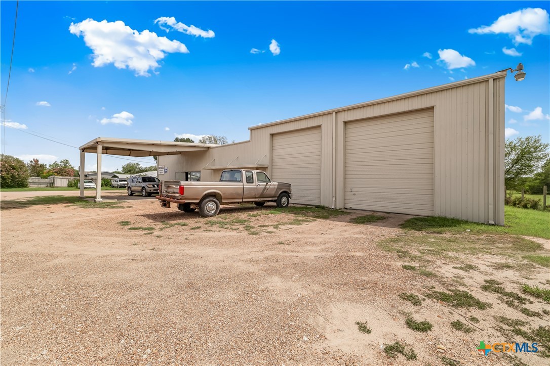 main property photo 7