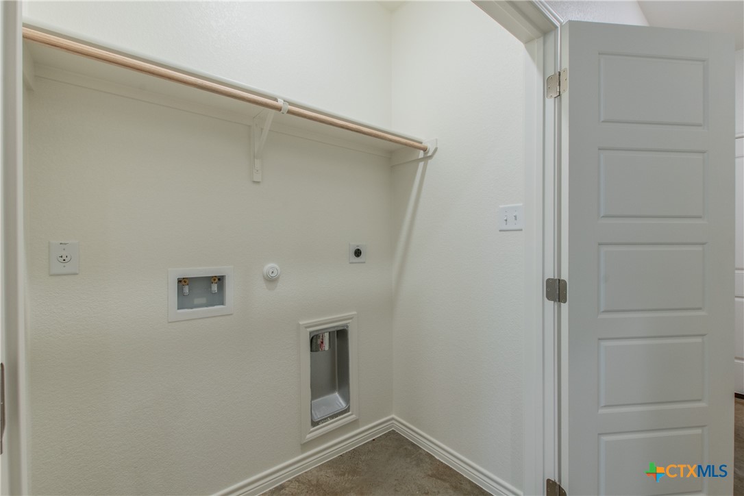 main property photo 11