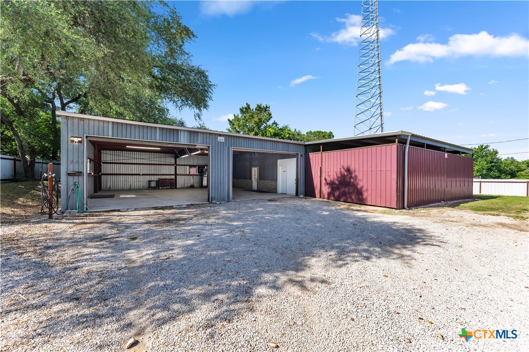 main property photo 12