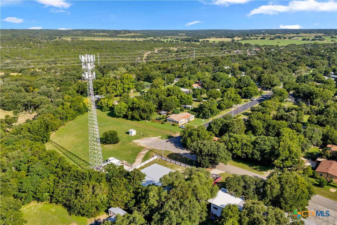 main property photo 37