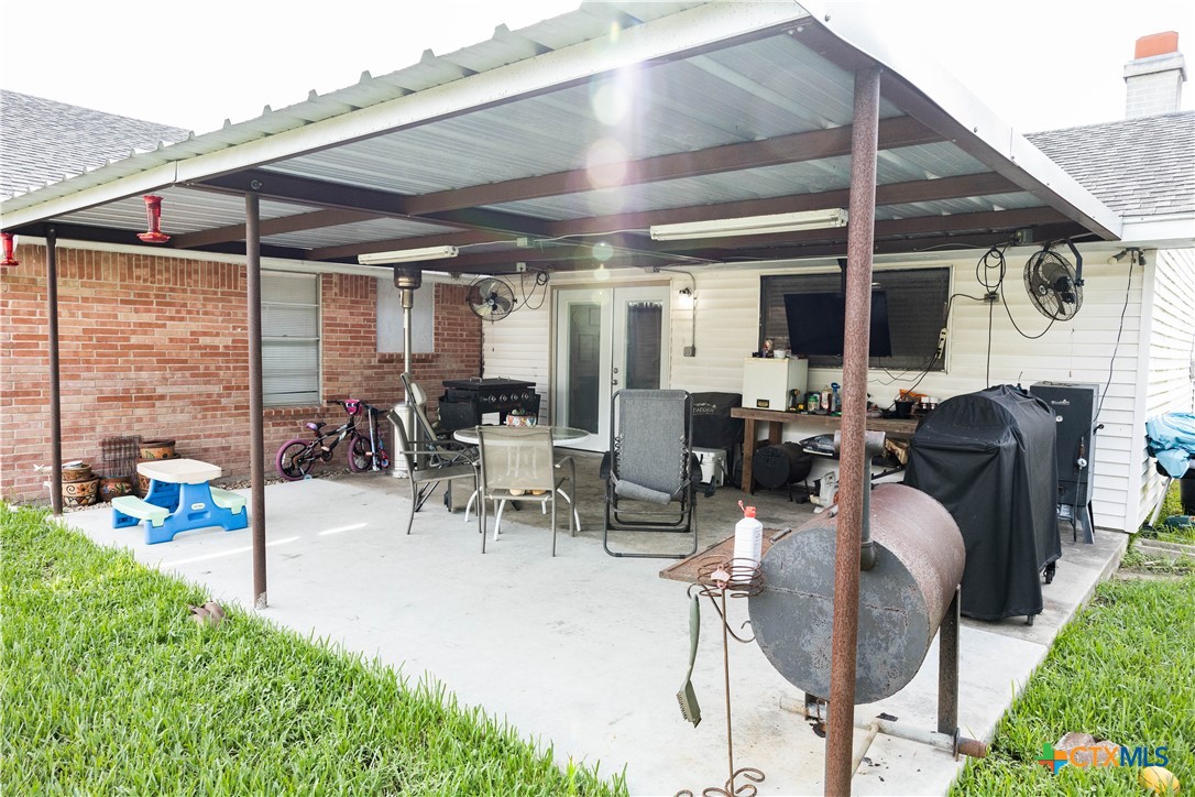 main property photo 23