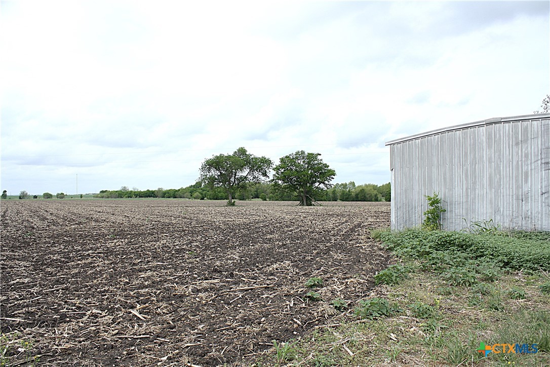 main property photo 17