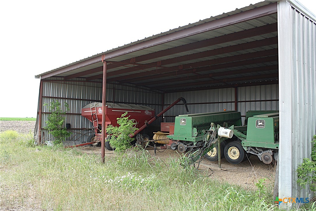 main property photo 20