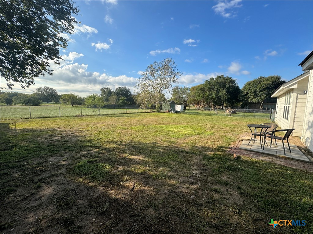 main property photo 25