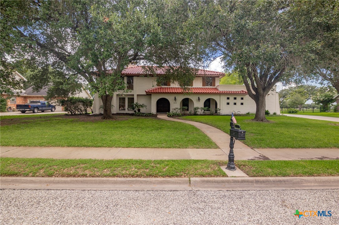 main property photo 0